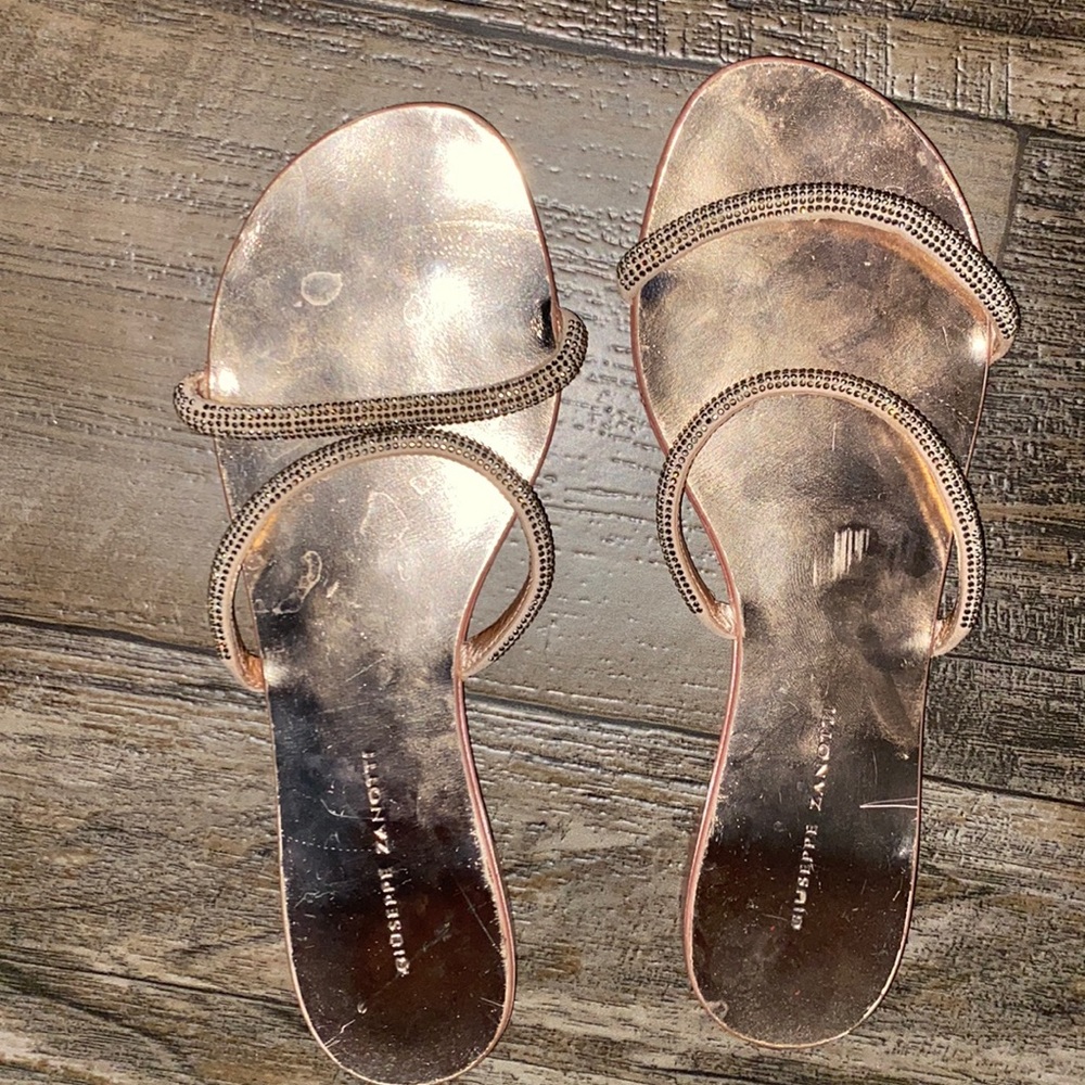 Slipper sandal in rose gold